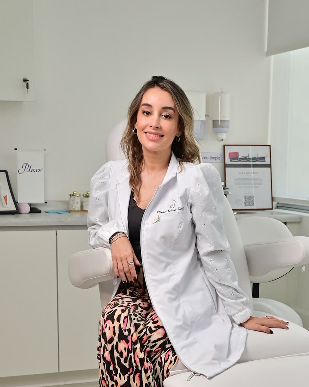 Constanza Marsh, Clínica Balance Facial